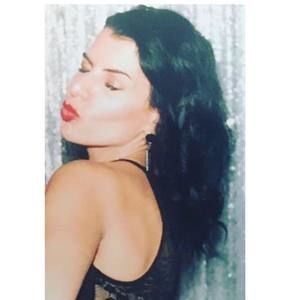 Meet your Posher, Debbie